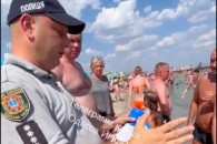 В Одесі евакуюють людей з пляжу (ВІДЕО)…