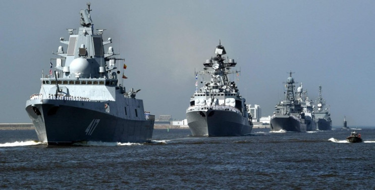 Росіяни вивели в море чотири кораблі…