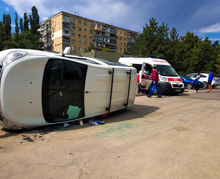 В Днипре на проспекте Героев после столк…