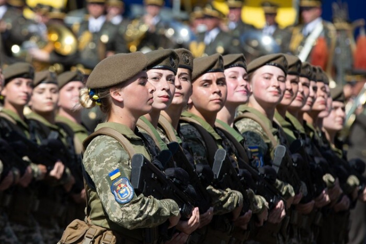 Кількість жінок в армії збільшилася за д…