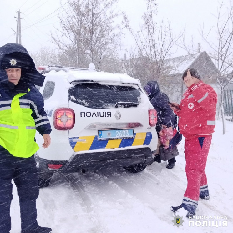 На Одещині через снігопад перекрили рух…