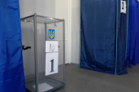 Более 70% молодых украинцев против прези…