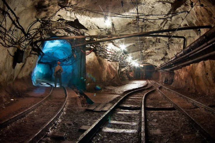 Атака рашистів знеструмила шахти у Криво…