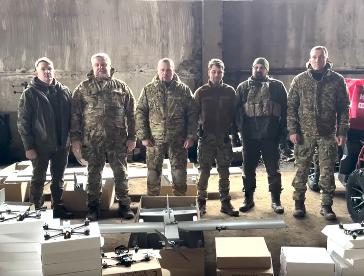 "Українська команда" доставила батальйон…