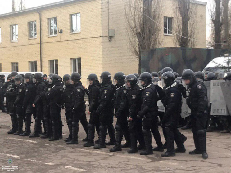 На Дніпропетровщині поліцейські вчилися…