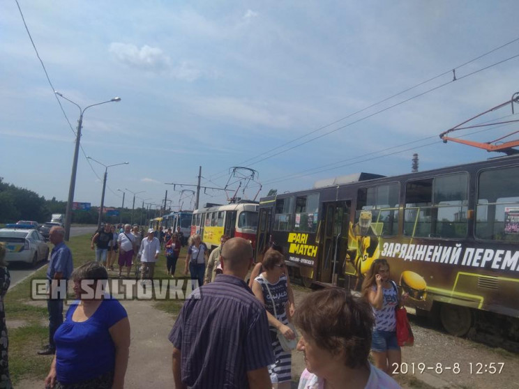 В Харькове трамвай врезался в трамвай…