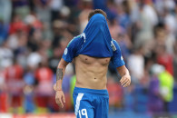 Швейцарія відправляє додому чинних чемпі…