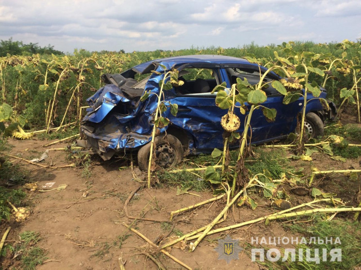 На Херсонщине "Шевроле" вылетел с трассы…