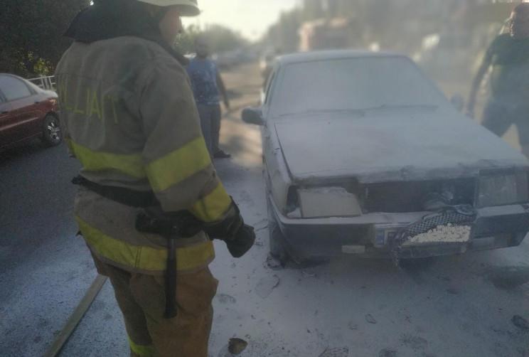 У Херсоні спалахнув автомобіль…