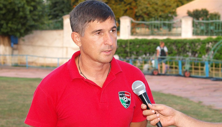 Тренер футбольного клуба из Днепропетров…