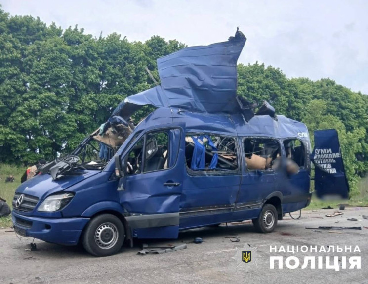 Удар рашистів по рейсовому автобусі на С…