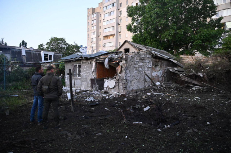 Окупанти вдарили по Одесі, постраждали ч…