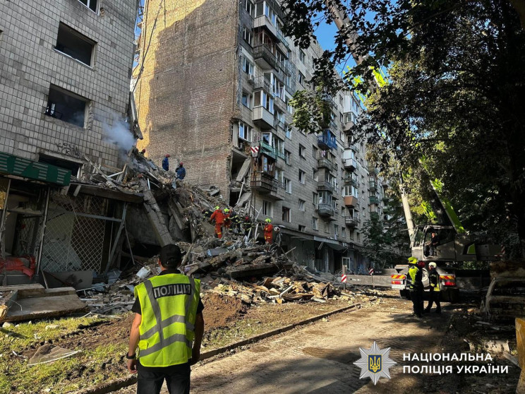 Вночі 17 червня ворог вдарив по Києву ра…