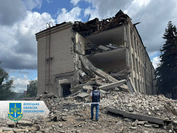 Росіяни вдарили ракетами по Святогірську…