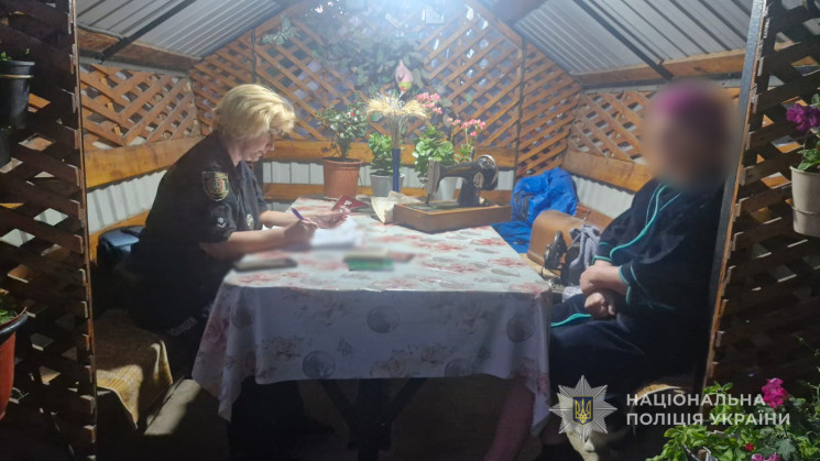 На Одещині чоловік кинув гранату у двір…