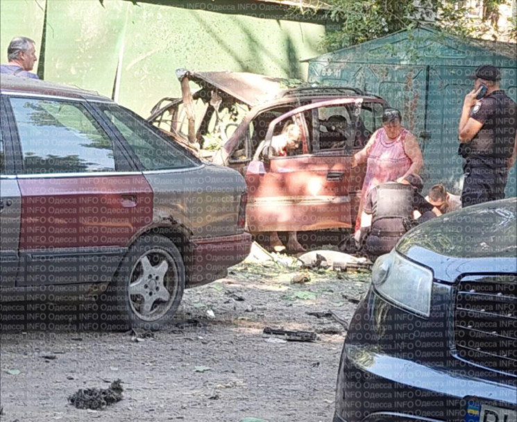 В Одесі підірвали авто військового (ФОТО…