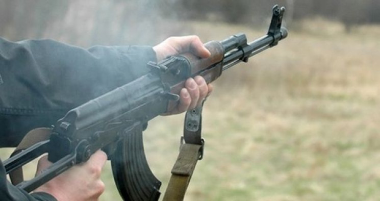 На Чернігівщині курсант розстріляв двох…