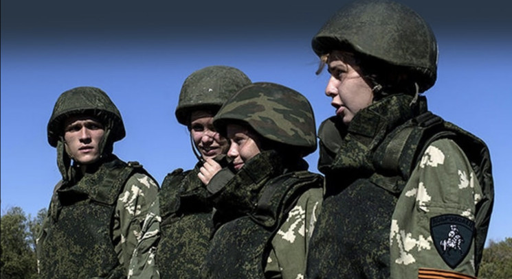 Кремль готує нове покоління "гарматного…
