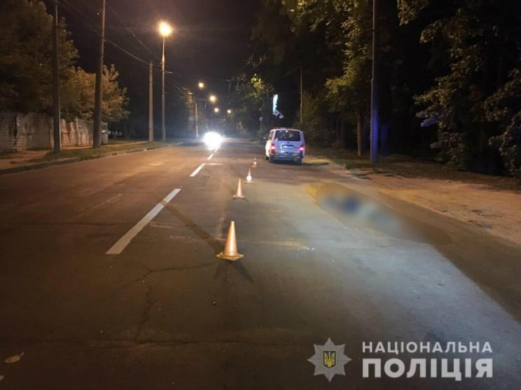В Харькове полиция разыскивает водителя,…