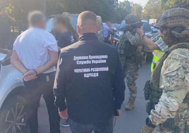 На Сумщині затримали чоловіка, що вигото…