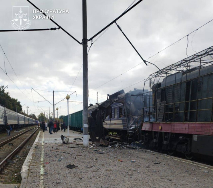 Ворог ударив по двох потягах: Серед пост…
