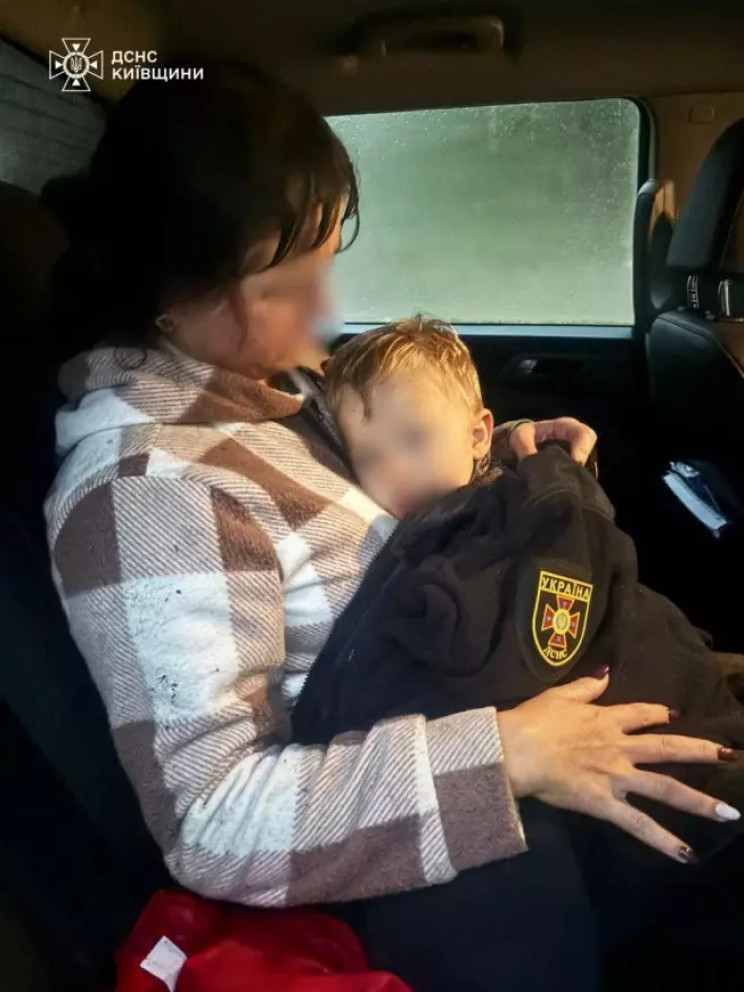 Батьки з Київщини загубили у лісі 2-річн…