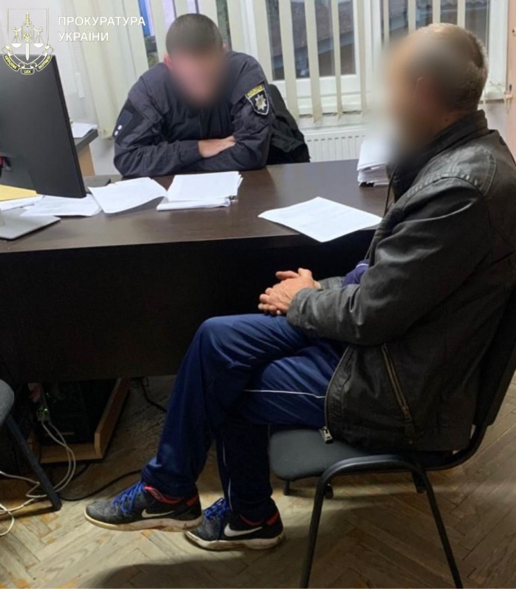 Привʼязав до автівки і тягнув грунтовою…