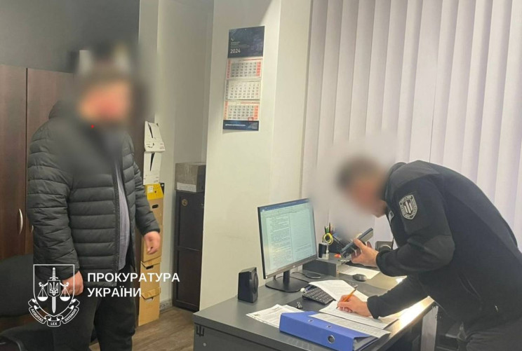 Двоє поліцейських отримали підозри за по…