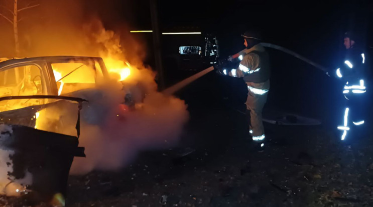 Окупанти вночі атакували два райони Дніп…