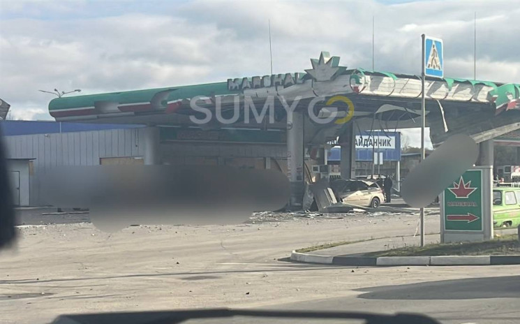 Серед дня росіяни атакували з дрона АЗС…