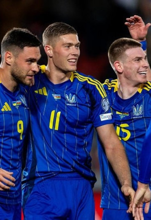 Футбольная сборная Украины объявила сост…