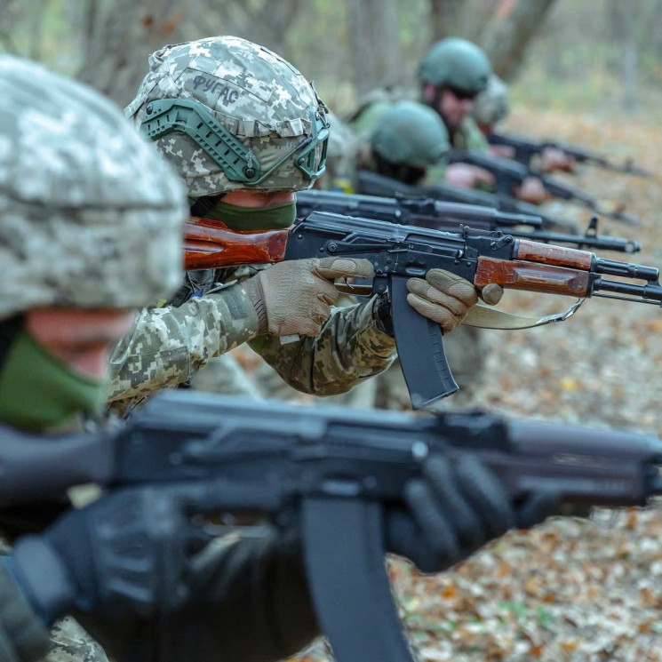 На фронті від початку доби відбулося 144…