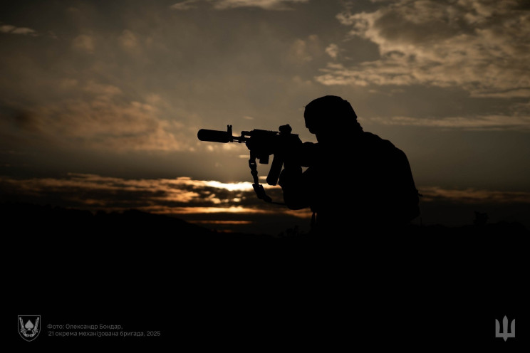 З початку доби на фронті відбулося 206 б…