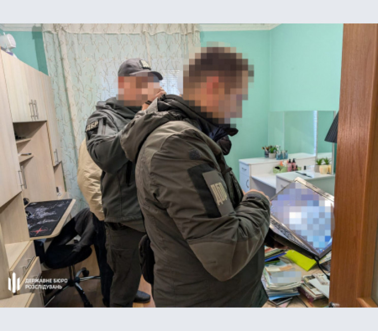 В Херсоні правоохоронець організував біз…