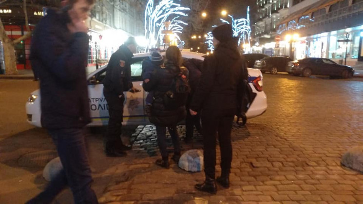 В Одесі у жебрачки відібрали вже п’яту д…