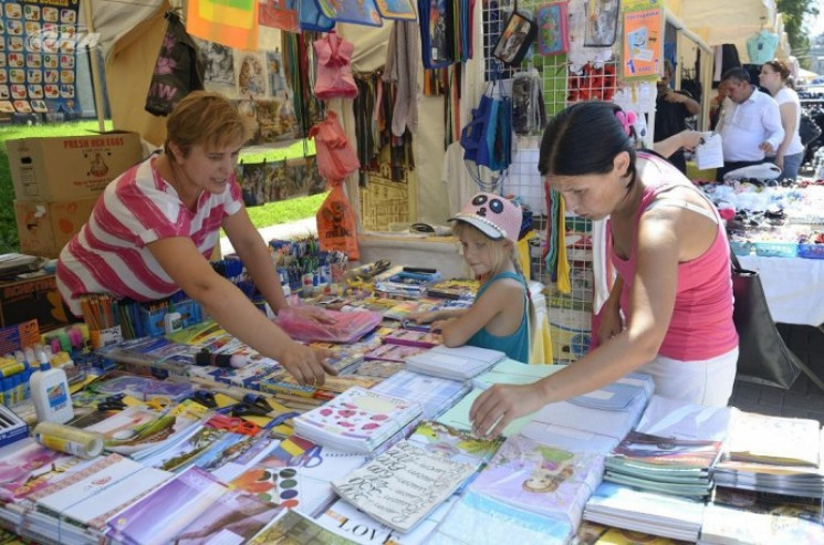 У Вінниці розпочалися шкільні ярмарки…