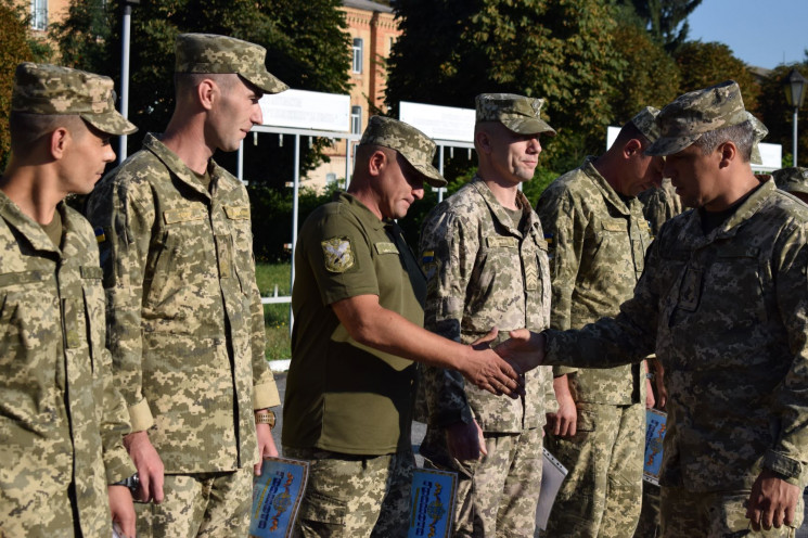 Военные авиаторы Хмельницкой области вер…