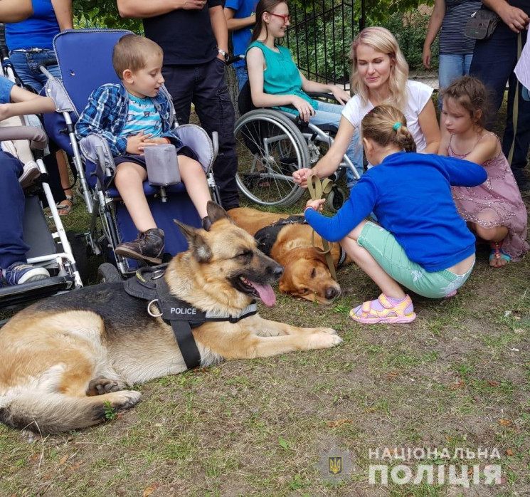 Діти з особливими потребами зустрілися і…