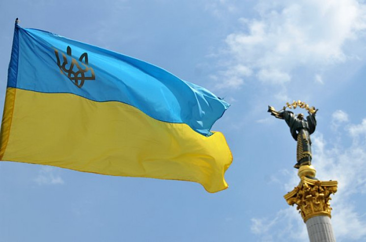 Київ з розмахом відзначатиме День Прапор…