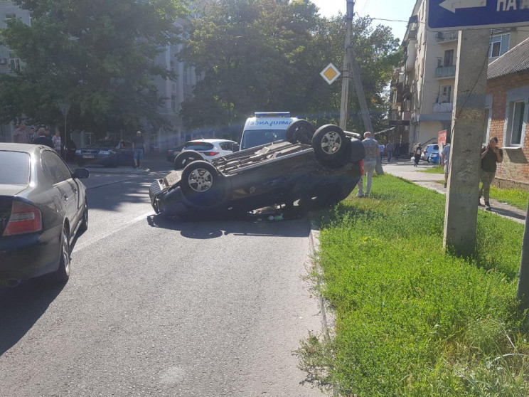 В Харькове разбились BMW и Hyundai: Трав…