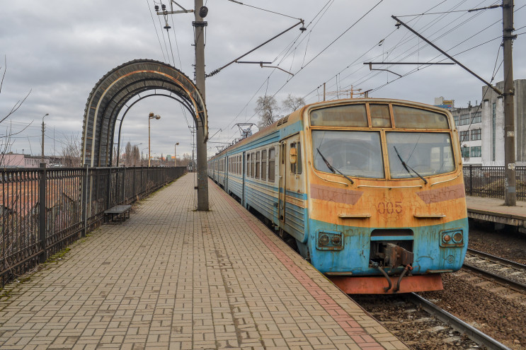 Ніби за "розкладом": У Києві скасували д…