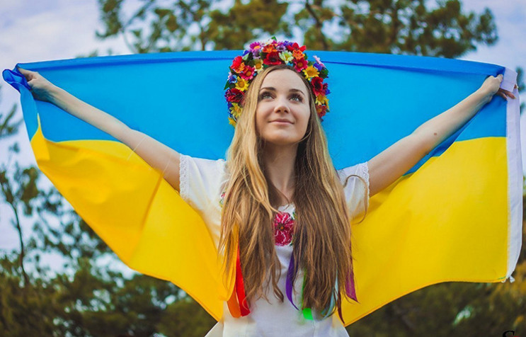 Украина отмечает День государственного ф…