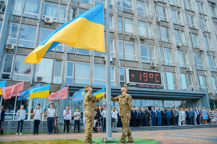 Двоє учасників бойових дій підняли в цен…