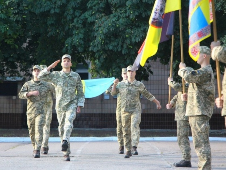 День прапора України: Полтавські військо…