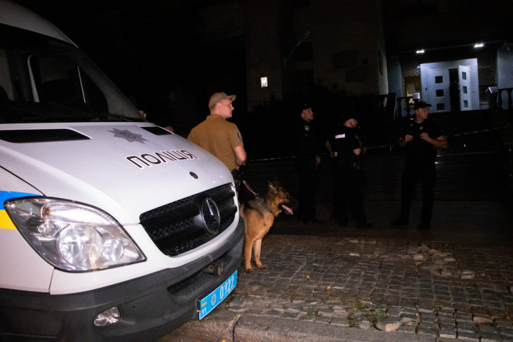 У столиці обстріляли офіс вінницького бі…