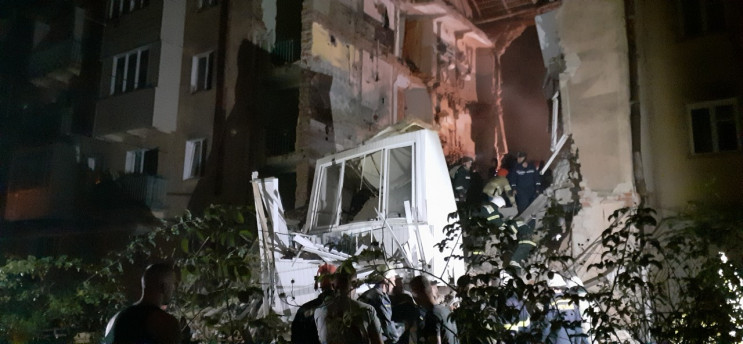 У Дрогобичі вибухнула багатоповерхівка:…