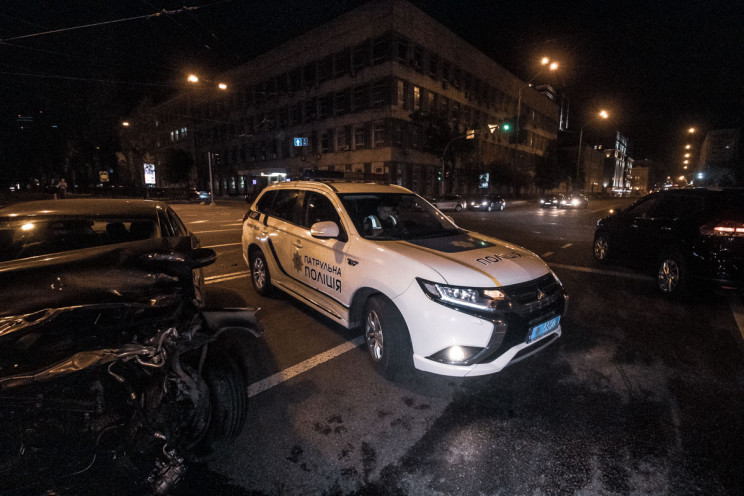 У центрі Києва зіткнулися два Mercedes:…