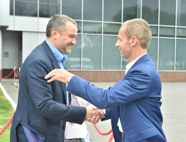 Президент УЕФА приехал в Украину…
