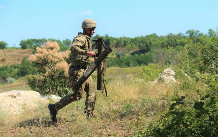 Боевики на Донбассе применяют артиллерию…