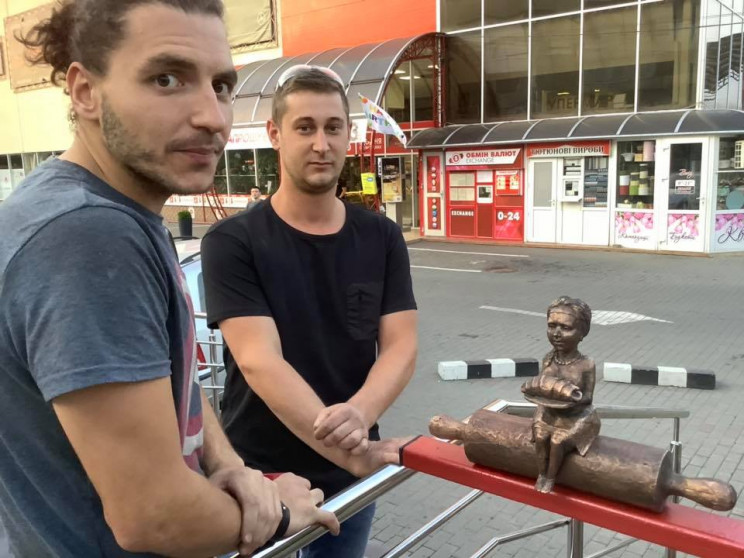 В Ужгороде появилась 42-ая мини-скульпту…